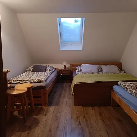 Siedlisko Nad Stawem Κατάλυμα σε φάρμα