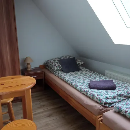 Siedlisko Nad Stawem * Nowa Wies (Klodzko)