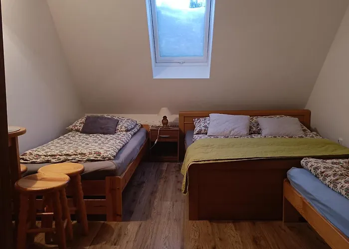 Siedlisko Nad Stawem Farmház