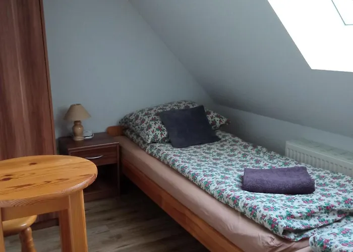 Siedlisko Nad Stawem * Nowa Wieś