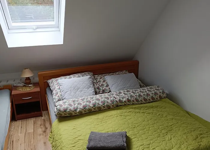 Siedlisko Nad Stawem Farmház